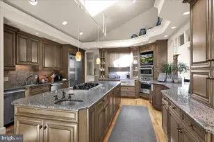 8 Hessian Blvd, Reading, PA 19607 - Photo 5