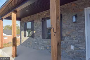 217 E Wilson Ave, Wernersville, PA 19565 - Photo 3