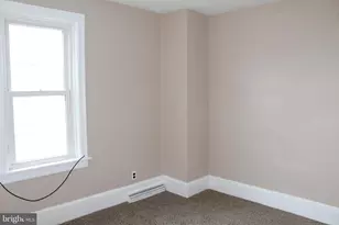 23 W 2nd St, Boyertown, PA 19512 - Photo 21
