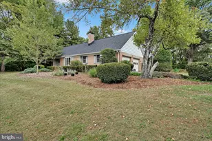 5729 Mt Pleasant Rd, Bernville, PA 19506 - Photo 9