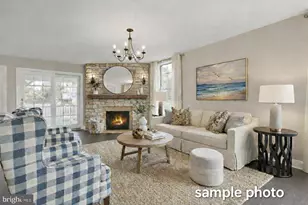 13 Castle Dr, Robesonia, PA 19551 - Photo 7