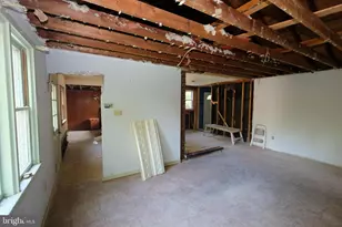 10 Klapperthal Rd, Reading, PA 19606 - Photo 15