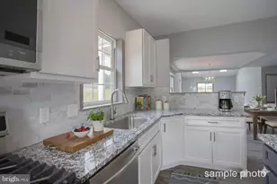 17 Castle Dr, Robesonia, PA 19551 - Photo 7