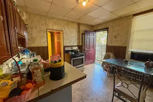 114 N 10th St, Reading, PA 19601 - Photo 39