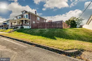 212 Arlington St, Reading, PA 19611 - Photo 3