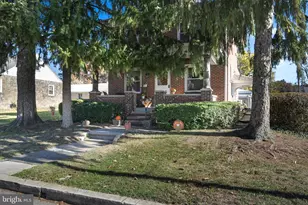 437 Jefferson St, Reading, PA 19605 - Photo 5