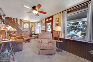 437 Jefferson St, Reading, PA 19605 - Photo 9