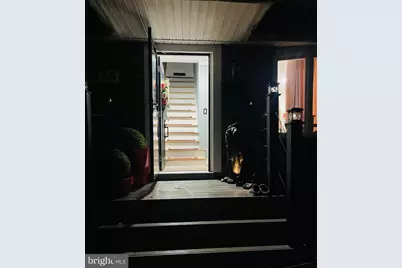 2326 Fairview Street, Reading, PA 19609 - Photo 9