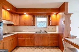 105 Clayton, Wyomissing, PA 19610 - Photo 17