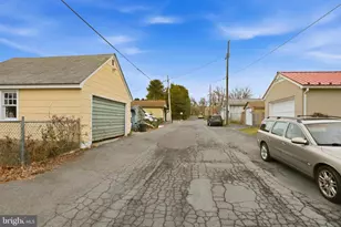 410 E Main St, Fleetwood, PA 19522 - Photo 13