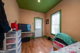 243 Pear St, Reading, PA 19601 - Photo 29