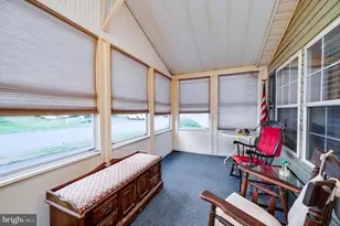 400 Allenbrook Ln, Reading, PA 19606 - Photo 9