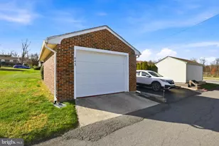 643 W 3rd St, Birdsboro, PA 19508 - Photo 27