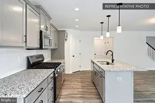 325 Chestnut St, Birdsboro, PA 19508 - Photo 5