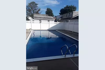 1106 E Bellevue Avenue, Reading, PA 19605 - Photo 3