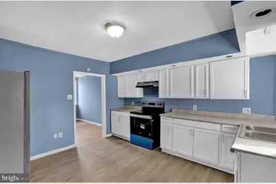 70 N Centre Avenue, Leesport, PA 19533 - Photo 11