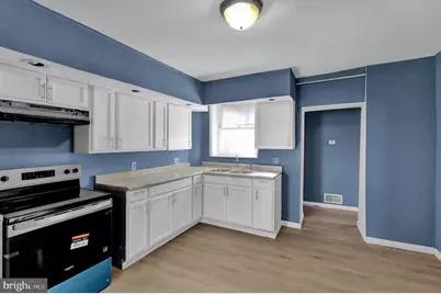 70 N Centre Avenue, Leesport, PA 19533 - Photo 9