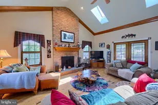 310 Mail Rte, Sinking Spring, PA 19608 - Photo 7