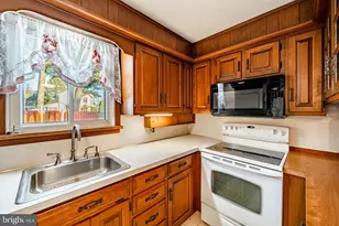 727 Brownsville Rd, Reading, PA 19608 - Photo 13