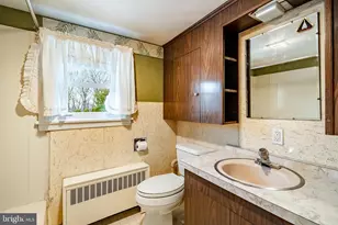 727 Brownsville Rd, Reading, PA 19608 - Photo 25