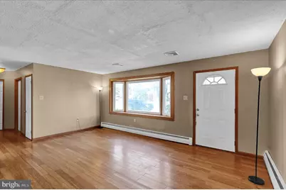 72 Mountain Boulevard, Wernersville, PA 19565 - Photo 5