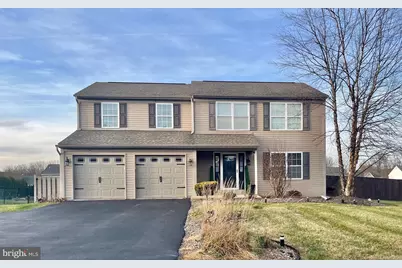 37 Walnut Drive W, Bernville, PA 19506 - Photo 1