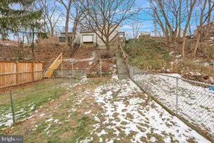 169 N 3rd St, Hamburg, PA 19526 - Photo 25