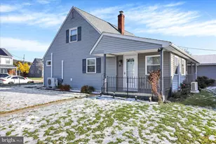 706 Wagon Wheel Ln, Temple, PA 19560 - Photo 3