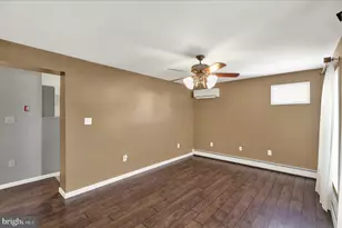 706 Wagon Wheel Ln, Temple, PA 19560 - Photo 9