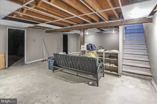 1072 Grandell Ave, Reading, PA 19605 - Photo 13