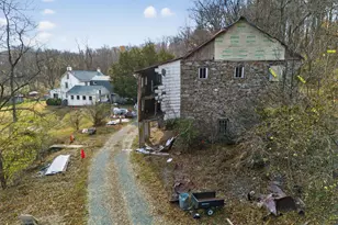 40 Wheeler Ln, Bally, PA 19503 - Photo 9