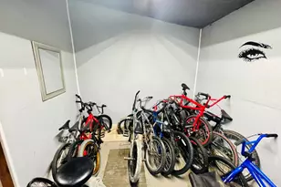 2408 Noble St, Reading, PA 19609 - Photo 9