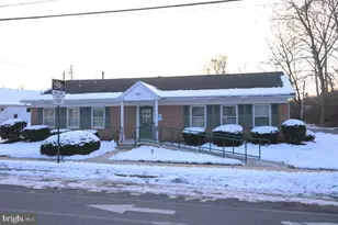 40 N Kenhorst Blvd, Reading, PA 19607 - Photo 1