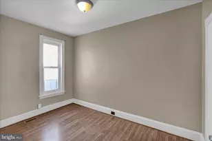 324 N 12th St, Reading, PA 19604 - Photo 11