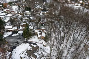 27 Eagle Ln, Reading, PA 19607 - Photo 5