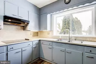 133 W Washington St, Fleetwood, PA 19522 - Photo 9