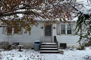 22 Monroe St, Reading, PA 19605 - Photo 3