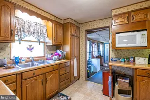 3348 Mountain Rd, Hamburg, PA 19526 - Photo 9