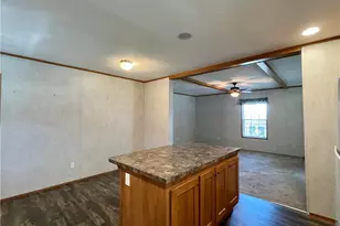 194 Haddon Dr, Macungie, PA 18062 - Photo 17