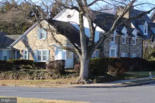 100 Brookline Pz, Reading, PA 19607 - Photo 1