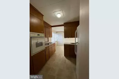 608 W Wyomissing Boulevard, West Lawn, PA 19609 - Photo 9