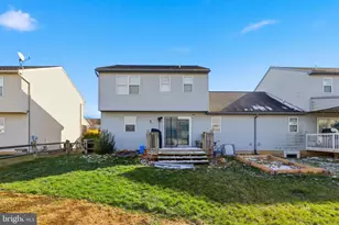 307 Galean Dr, Fleetwood, PA 19522 - Photo 9