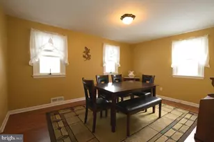 352 Ashley Dr, Reading, PA 19607 - Photo 13