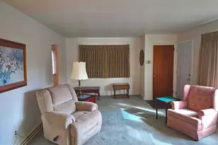 602 Carsonia Ave, Reading, PA 19606 - Photo 9