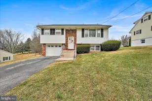 631 W Franklin St, Womelsdorf, PA 19567 - Photo 3