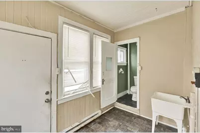 645 Lancaster Avenue, Reading, PA 19611 - Photo 11