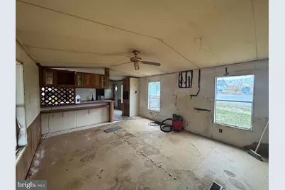 320 Hampshire Avenue, Reading, PA 19606 - Photo 7