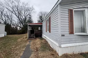 320 Hampshire Ave, Reading, PA 19606 - Photo 3