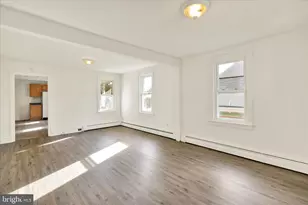 23 N Front St, Womelsdorf, PA 19567 - Photo 5