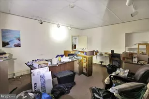 200 W Lancaster Ave, Reading, PA 19607 - Photo 23